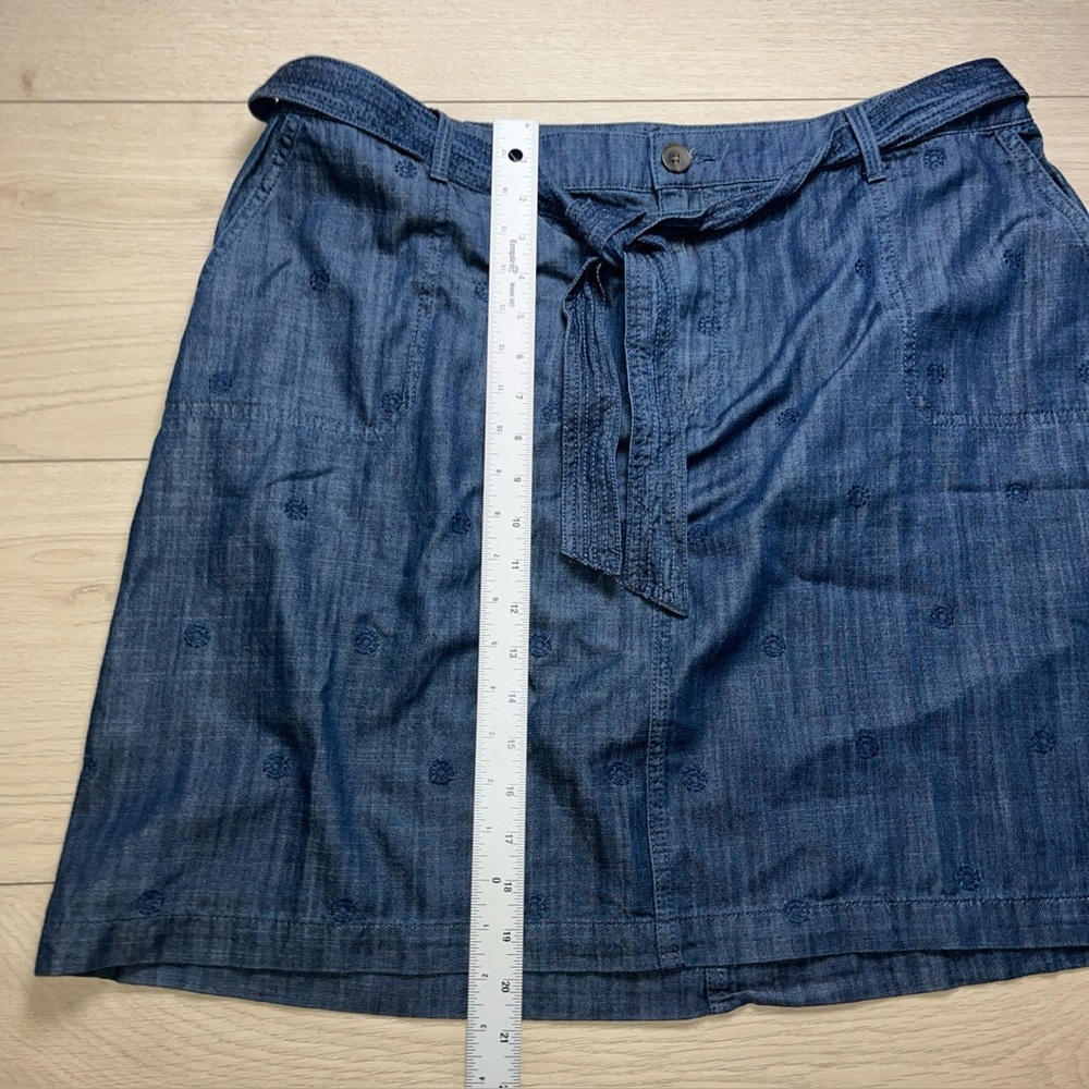 Talbots Denim Skirt NWT Womens 18 Embroidered Circle Design Pockets Belt Navy - Picture 4 of 9